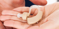 hearingaid3-21-cropped 2000x669