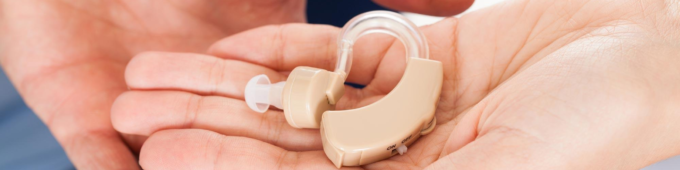 hearingaid3-21-cropped 2000x669 hearingaid3-21-cropped 2000x669