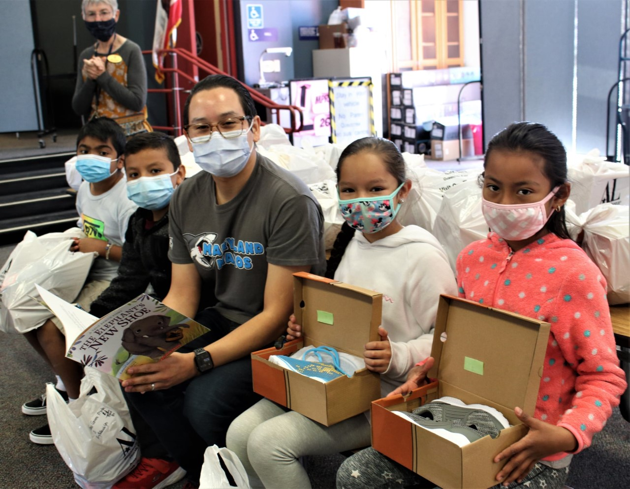 North Coast – Assistance League Footsteps program provides shoes to Elementary students (2)